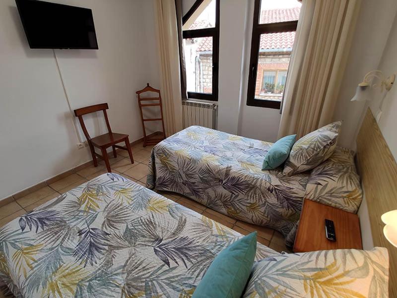 Royuela Hostal المظهر الخارجي الصورة